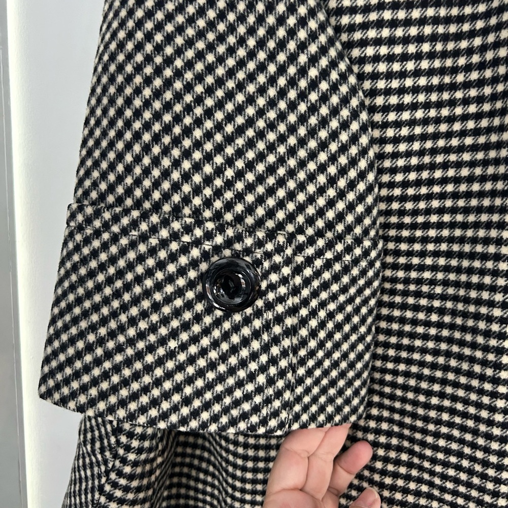 Vintage 1960’s Wool Houndstooth Coat - Made in the USA - Picture 3 of 5